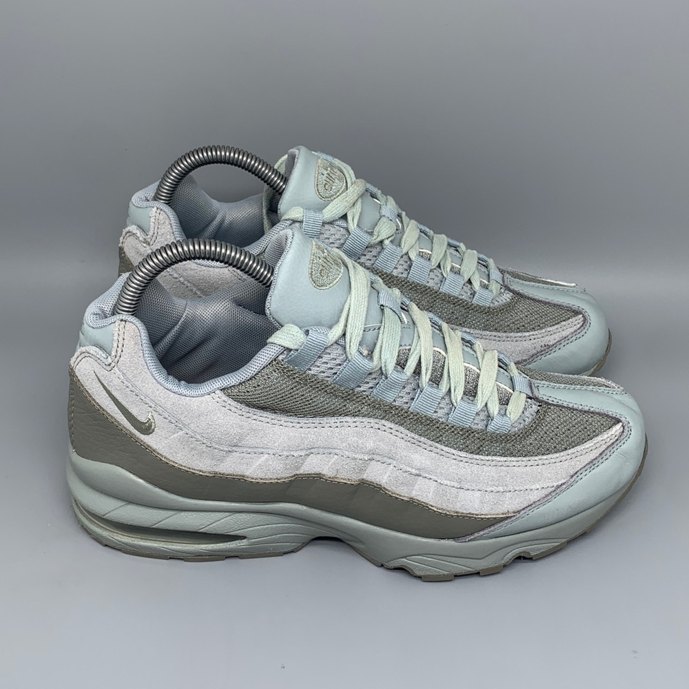 Nike Air Max 95 Premium Light Gray Green 905348-015 Men’s Sz 7 Womens Sz 8.5